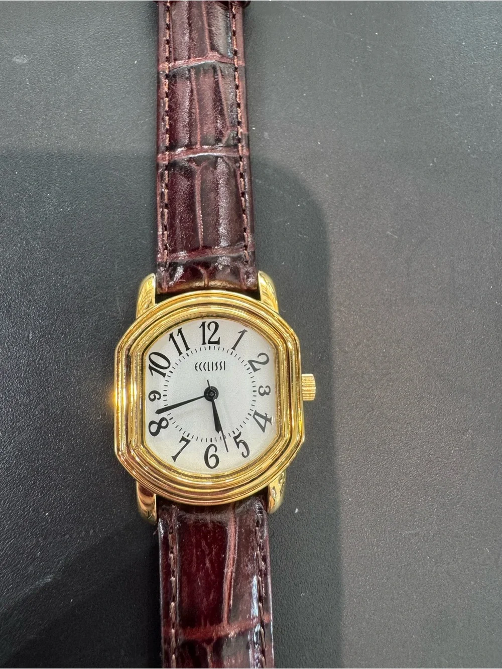 Vintage Ecclissi Ladies Gold Tone Octagonal Watch – Model 80195 – Brown Alligato